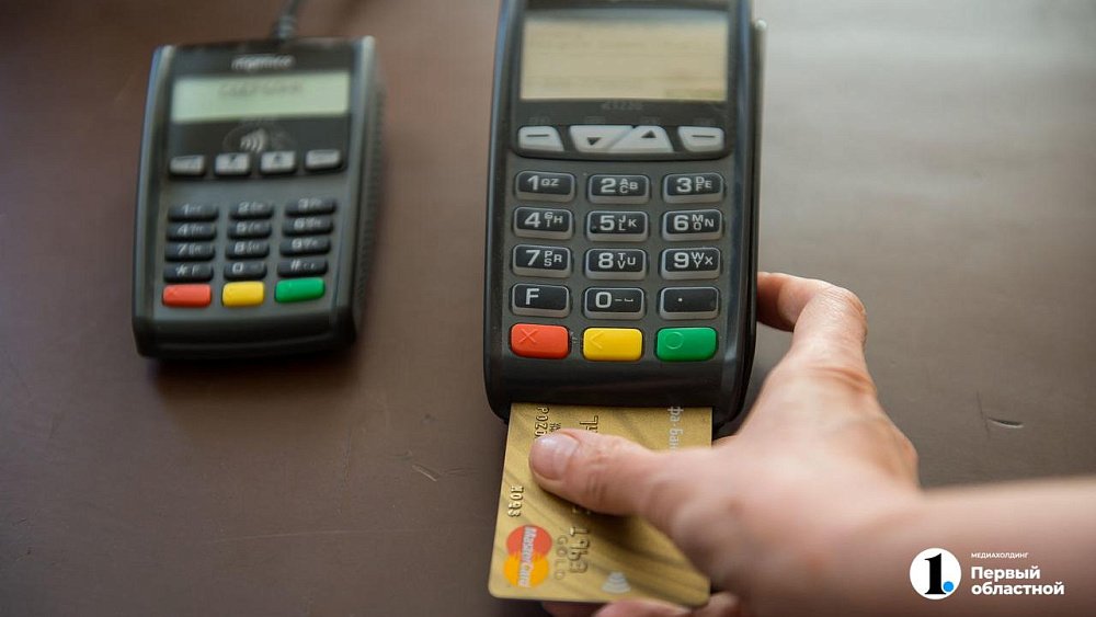 Знакомый жителя Карталов похитил у него деньги и приобрел автомобиль и сотовый телефон