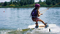 По замкнутому кругу: в Челябинске впервые прошли состязания в вейк‑парке «Дамба»