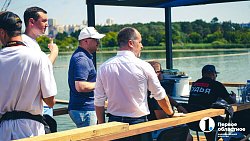 По замкнутому кругу: в Челябинске впервые прошли состязания в вейк‑парке «Дамба»