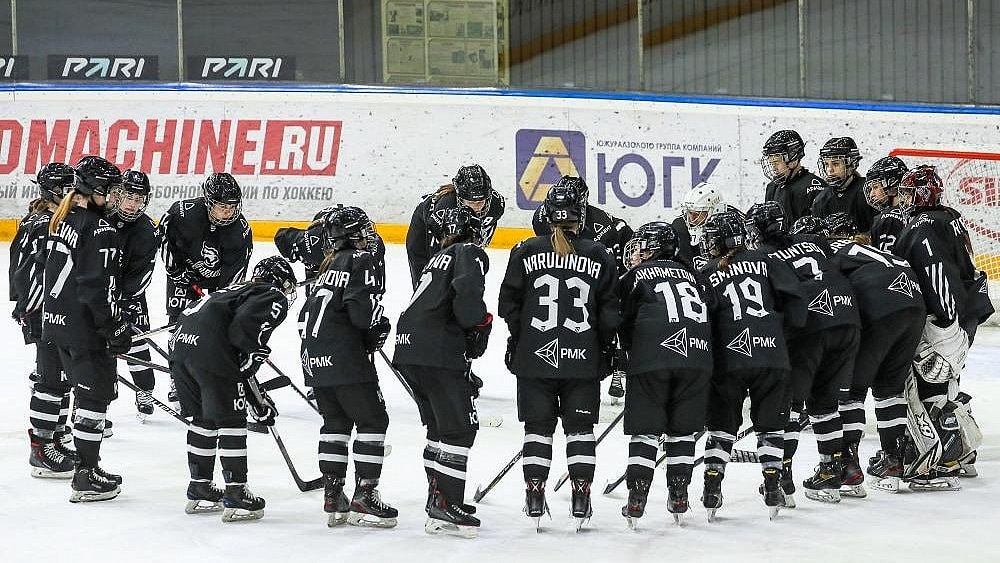 Хоккейный клуб «Белые медведицы» подписал контракты с двумя игроками