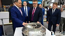 На «Иннопроме» Алексей Текслер оценил разработки промышленной группы «КОНАР»