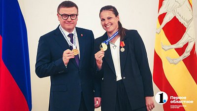 Алексея Текслера наградили золотой медалью чемпионата России по водному поло