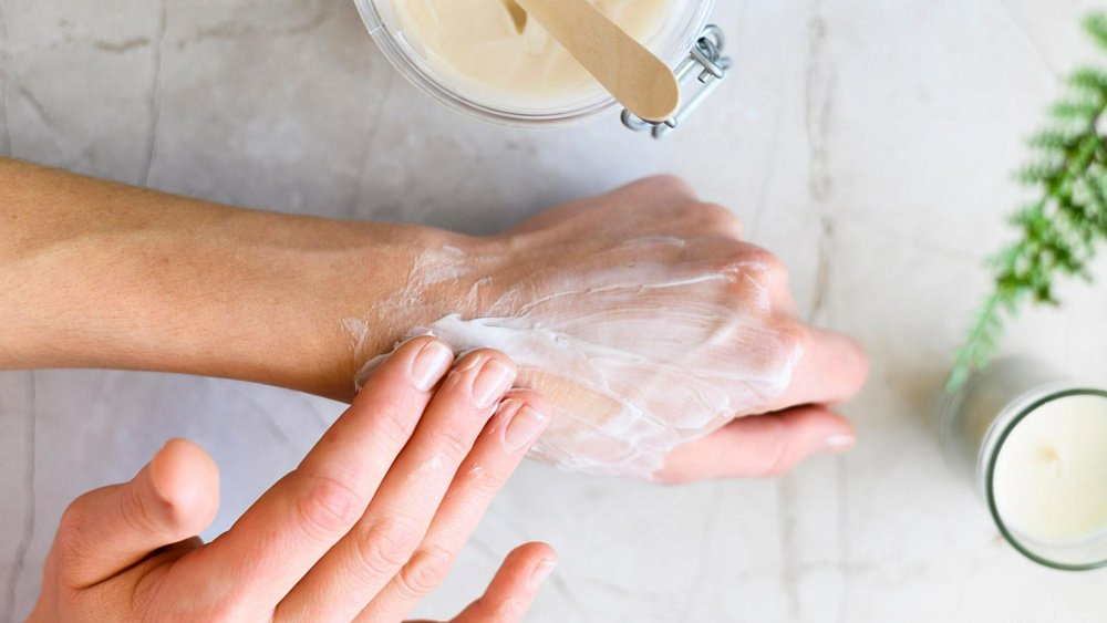 Сухой коже нужны эти витамины