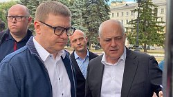 Алексей Текслер остался доволен ходом ремонта дорог в Металлургическом районе Челябинска