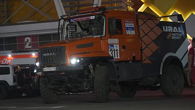 Команда миасского завода «Урал» вошла в топ-10 команд на ралли «Шелковый путь»