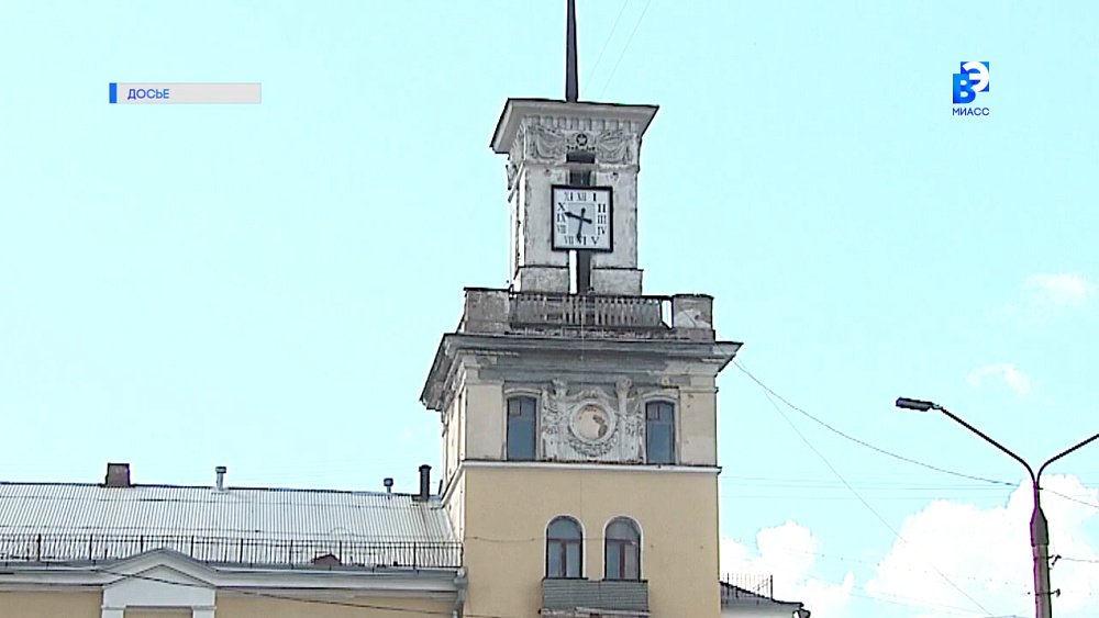 Башни с часами в Миассе отремонтируют