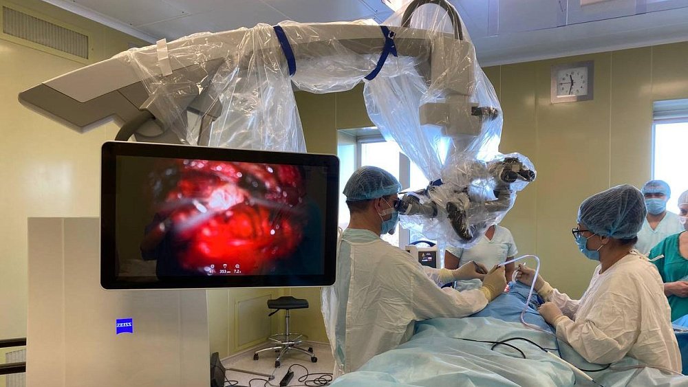 Главный онколог Челябинской области назвал признаки рака мозга