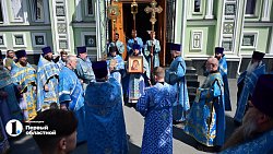 В Челябинск привезли мощи Матроны Московской