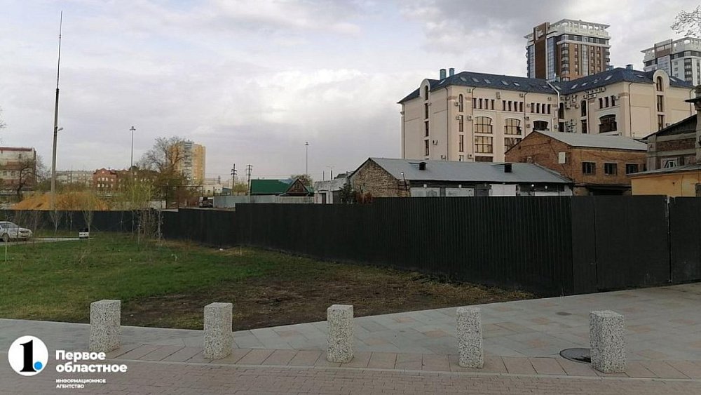 В Челябинске начали расширять территорию Арт‑сквера на набережной Миасса