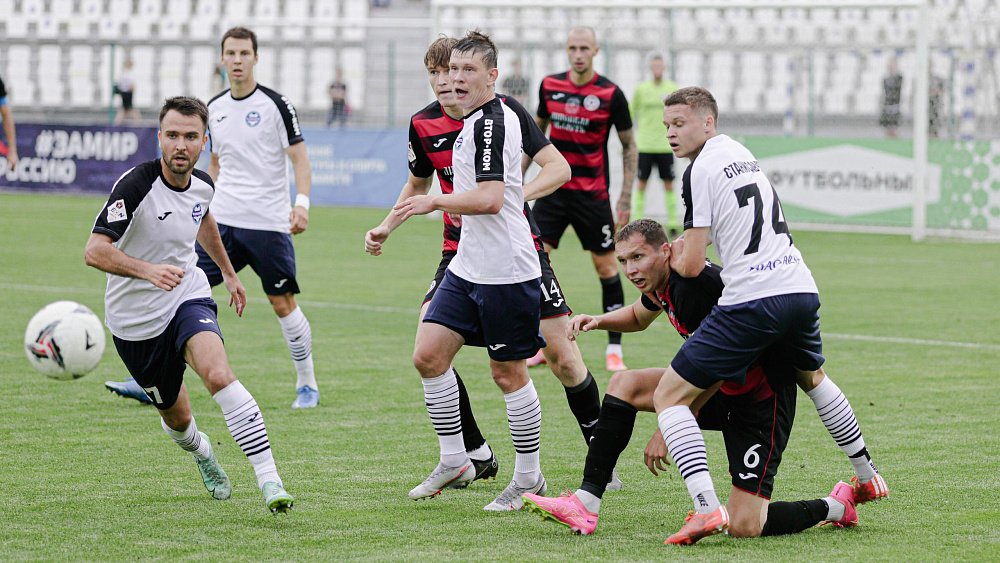 Футболисты «Челябинска» второй матч подряд уступают с минимальным счетом во Второй лиге