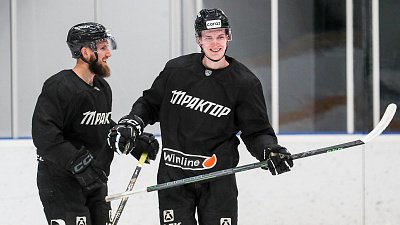 Хоккейный клуб «Трактор» взял на предсезонные сборы 38 игроков