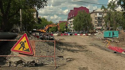 В Челябинске в рамках проекта «Дорожный рывок» ремонтируют 20 объектов