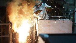 В Челябинске помощнику президента РФ продемонстрировали криогенные испытания