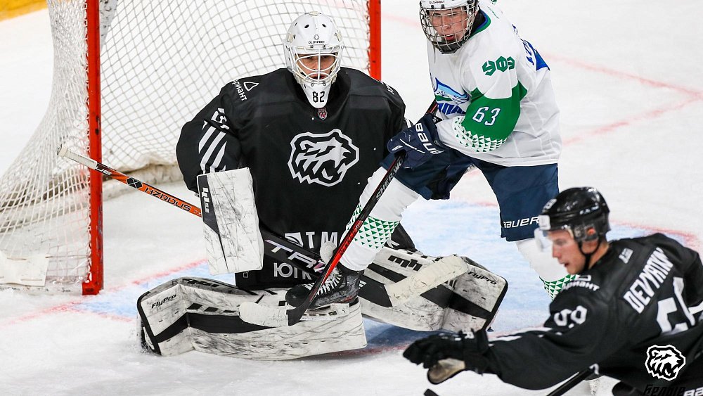 Хоккейный клуб «Белые медведи» сыграет два контрольных матча с «Толпаром»