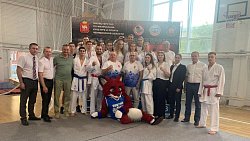 Челябинские каратисты стали победителями чемпионата УрФО