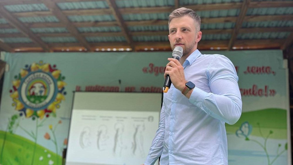 Молодые ученые из Челябинска провели научные поединки для школьников