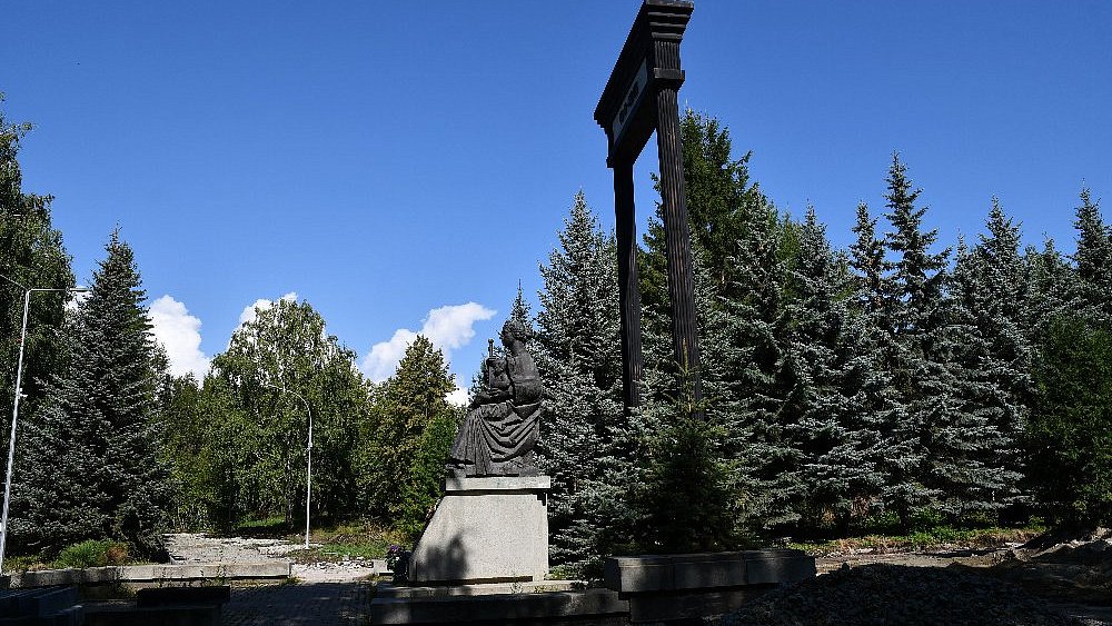 В Озерске по инициативе жителей к сентябрю благоустроят сквер на берегу озера Иртяш