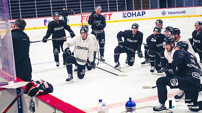 В хоккейном клубе «Трактор» определились с целями и задачами на предсезонные турниры