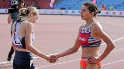 На чемпионате России по легкой атлетике в Челябинске разыгран первый комплект медалей