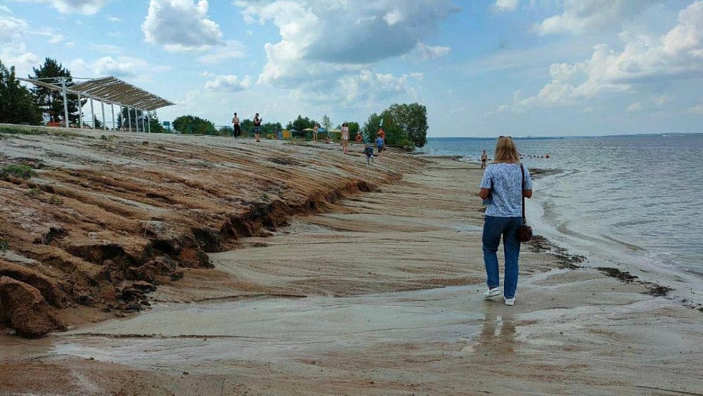 В Челябинске ливнем 1 августа смыло два городских пляжа