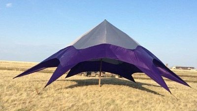 Семья из Челябинской области расширила бизнес по пошиву шатров и защитных чехлов