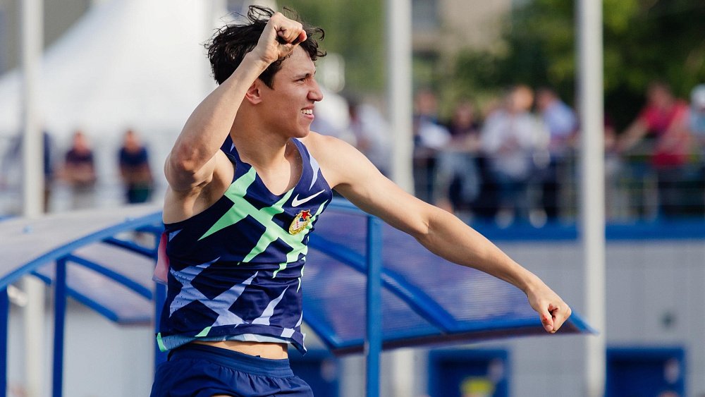 Челябинец Тимур Моргунов завоевал титул чемпиона России в прыжках с шестом