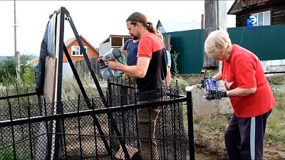 Миасцы приводят в порядок памятники