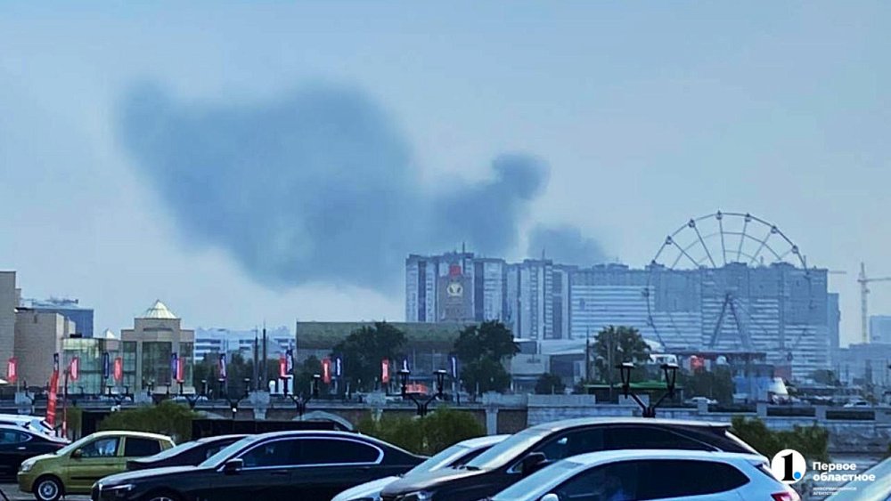 В Центральном районе Челябинска загорелись два частных дома