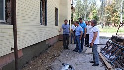 В Ясиноватой челябинские дорожники завершат асфальтирование улиц до конца августа