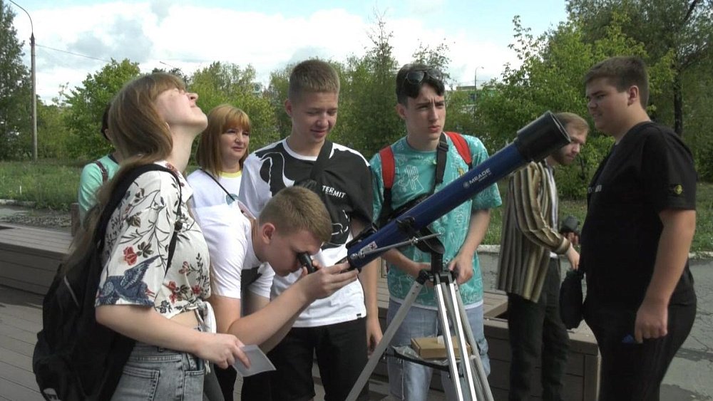 Школьники из Донбасса познакомились с работой челябинского «Курчатов Центра»