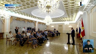 Алексей Текслер наградил лучших строителей региона