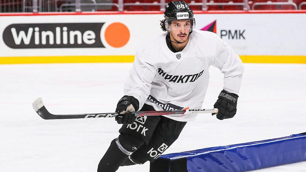 Форвард челябинского «Трактора» Никита Тертышный рассказал о цели команды на новый сезон