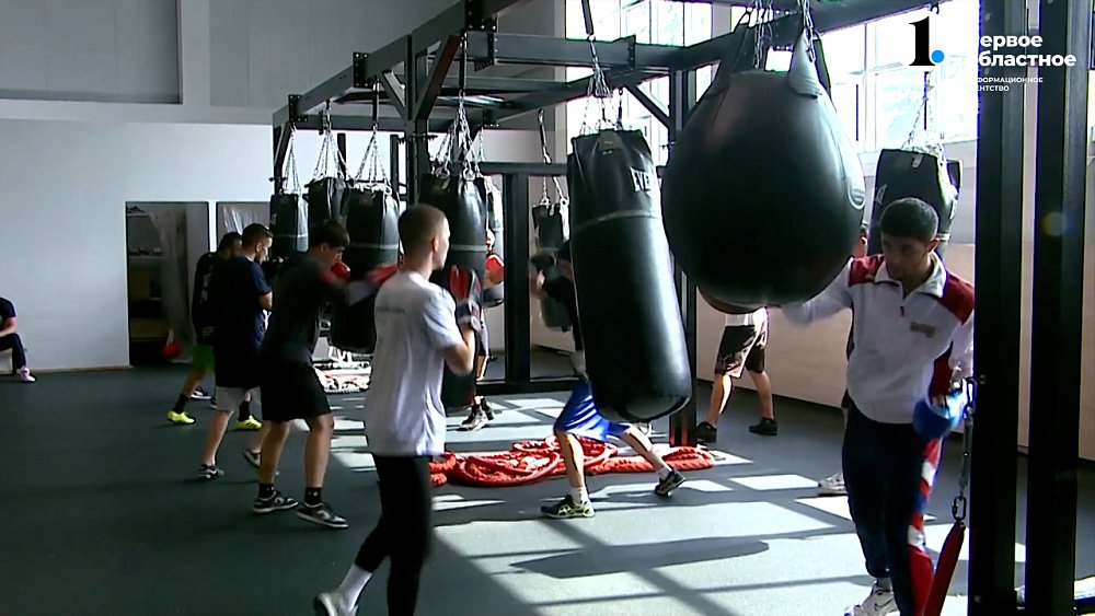 Боксёры улетают в Хабаровск