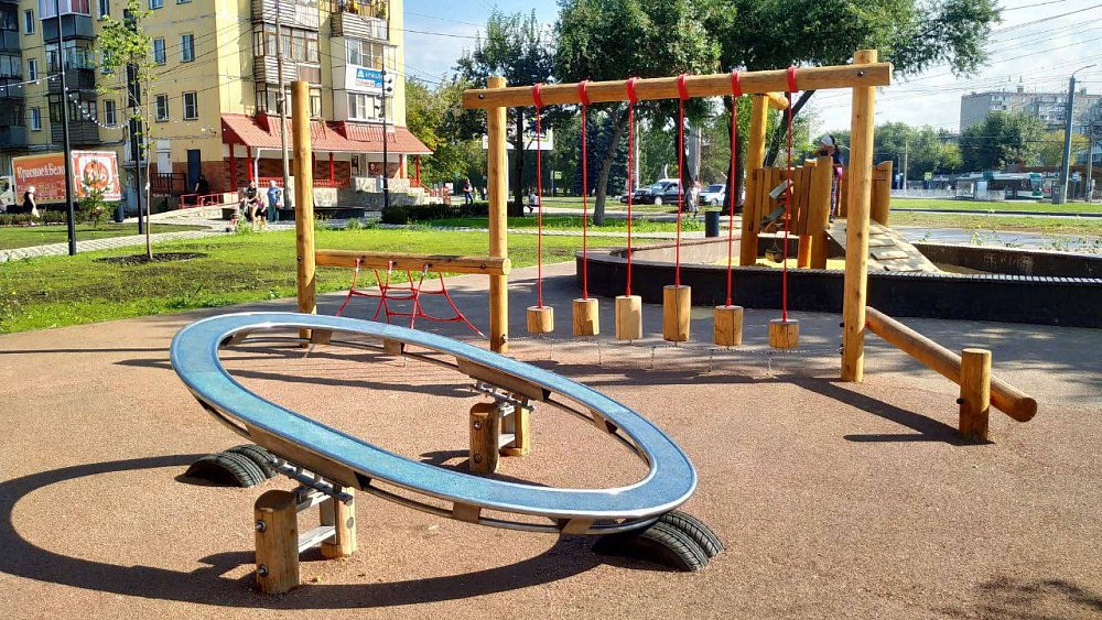 В Челябинске открыли новый сквер в Металлургическом районе