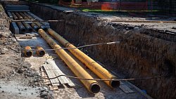 В Челябинске меняют десятки километров теплосетей перед грядущим отопительным сезоном