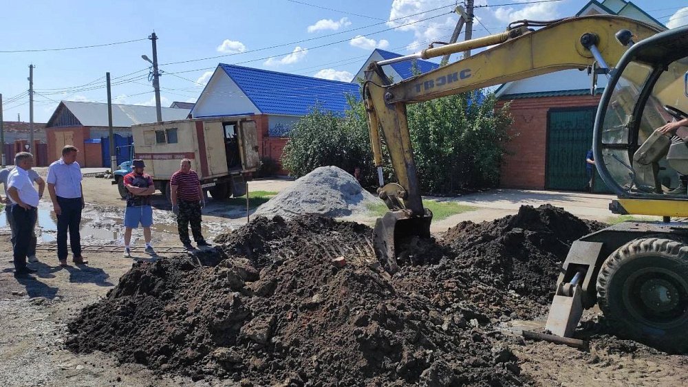 В Троицке после ночного гидроудара частично дали воду в многоквартирных домах и соцобъектах