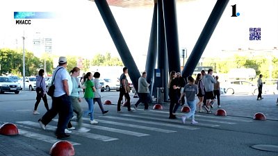 Сотрудники МЧС провели учения в крупном ТРК Миасса