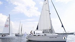 Кубок губернатора по парусному спорту проходит на озере Увильды в Челябинской области