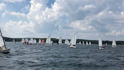 Спасатели эвакуировали катер на озере Ильменское