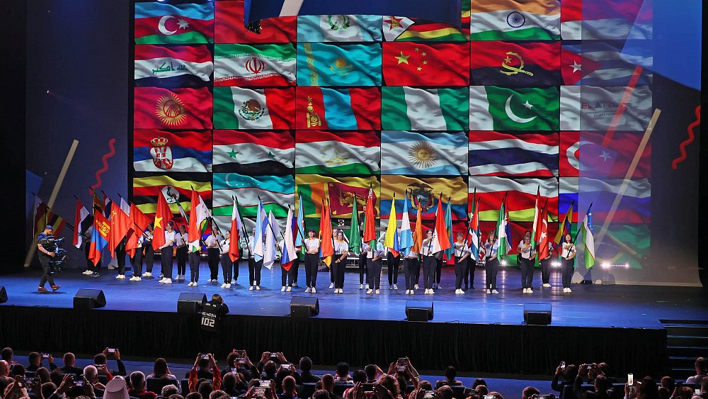 Студенты из 36 стран приехали в Екатеринбург на Международный фестиваль университетского спорта