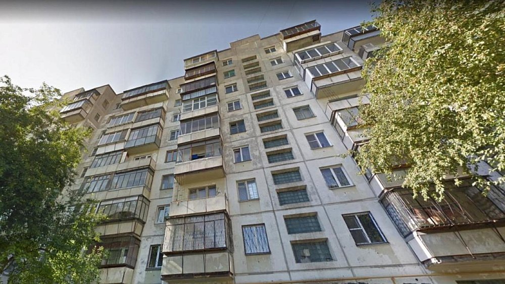 Челябинская многоэтажка четыре месяца живет без горячей воды из-за поломки бойлера