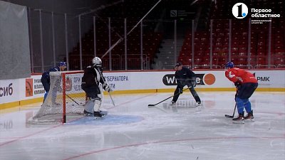 Хоккейный клуб «Лада» тренируется в Челябинске