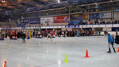 В Челябинске открыли набор на занятия по конькобежному спорту и шорт‑треку