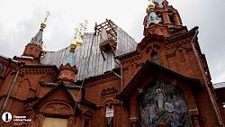 Реставраторы показали внутреннюю роспись храма Александра Невского в Челябинске
