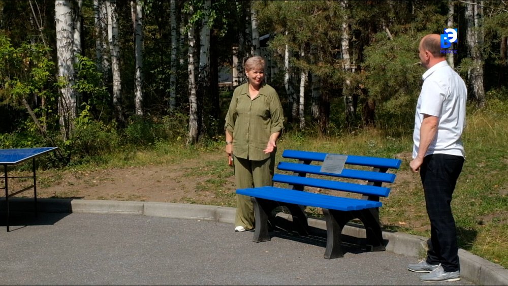 Уникальная эко-скамейка установлена в Миассе