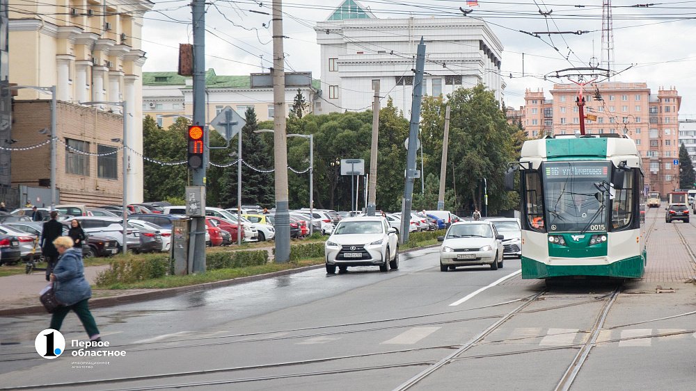 В Челябинске продлили запрет на движение трамваев по участку проспекта Победы