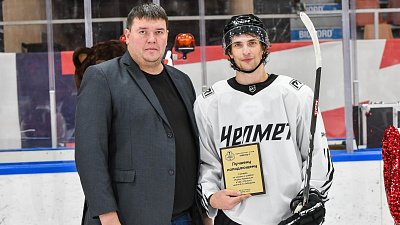Хоккеист «Челмета» Артем Шварев признан лучшим нападающим турнира «Кубок Прикамья»
