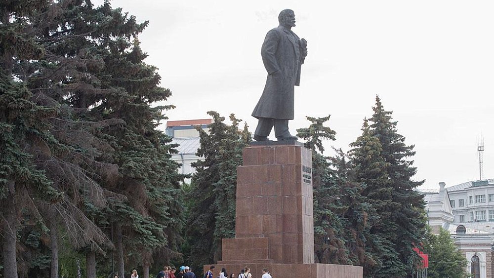 На площади Революции в Челябинске появится дополнительная подсветка