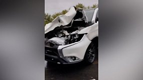 Кроссовер попал в ДТП на выезде из Челябинска