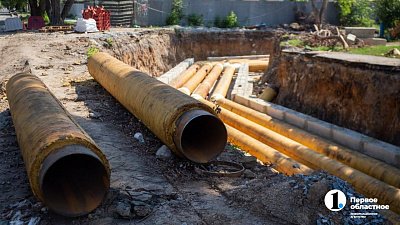 В Челябинске из‑за капремонта теплотрассы на месяц продлили дорожные ограничения